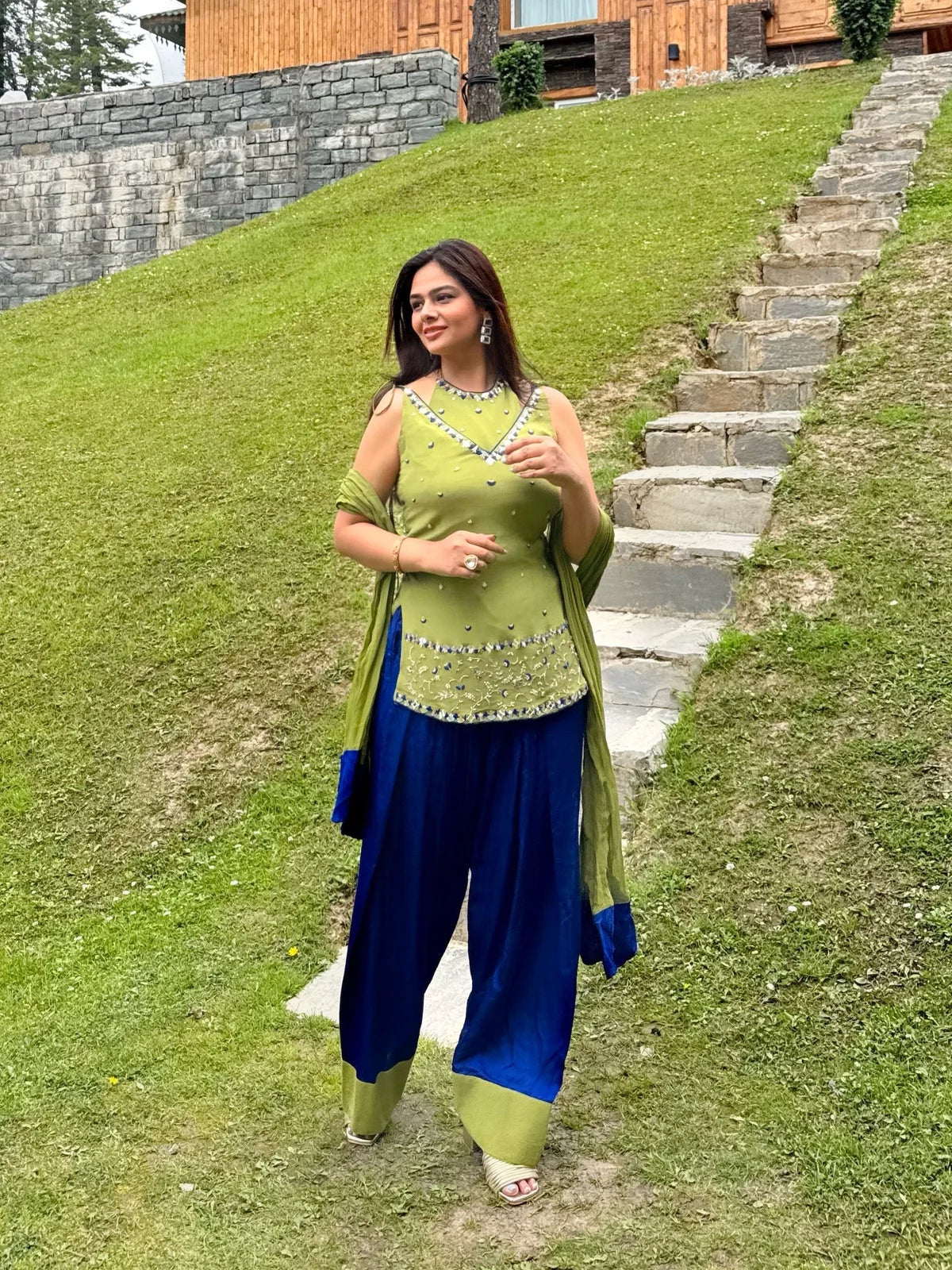 SUDAKSHANA FARSHI SET